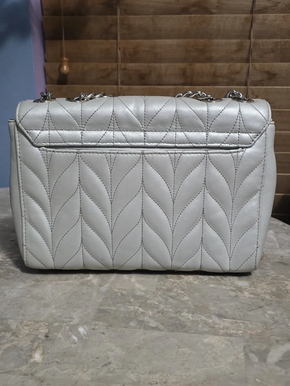 Kate Spade Briar Lane Emelyn Pearl Silver Quilted Leather Chain Crossbody